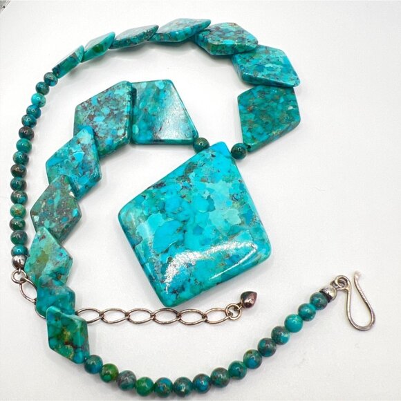 Handmade artisan Jay King DTR Mine Finds Jewelry - Vintage Jay King Turquoise Necklace Mine Finds DTR Diamond-Shaped Beads 925 Hook